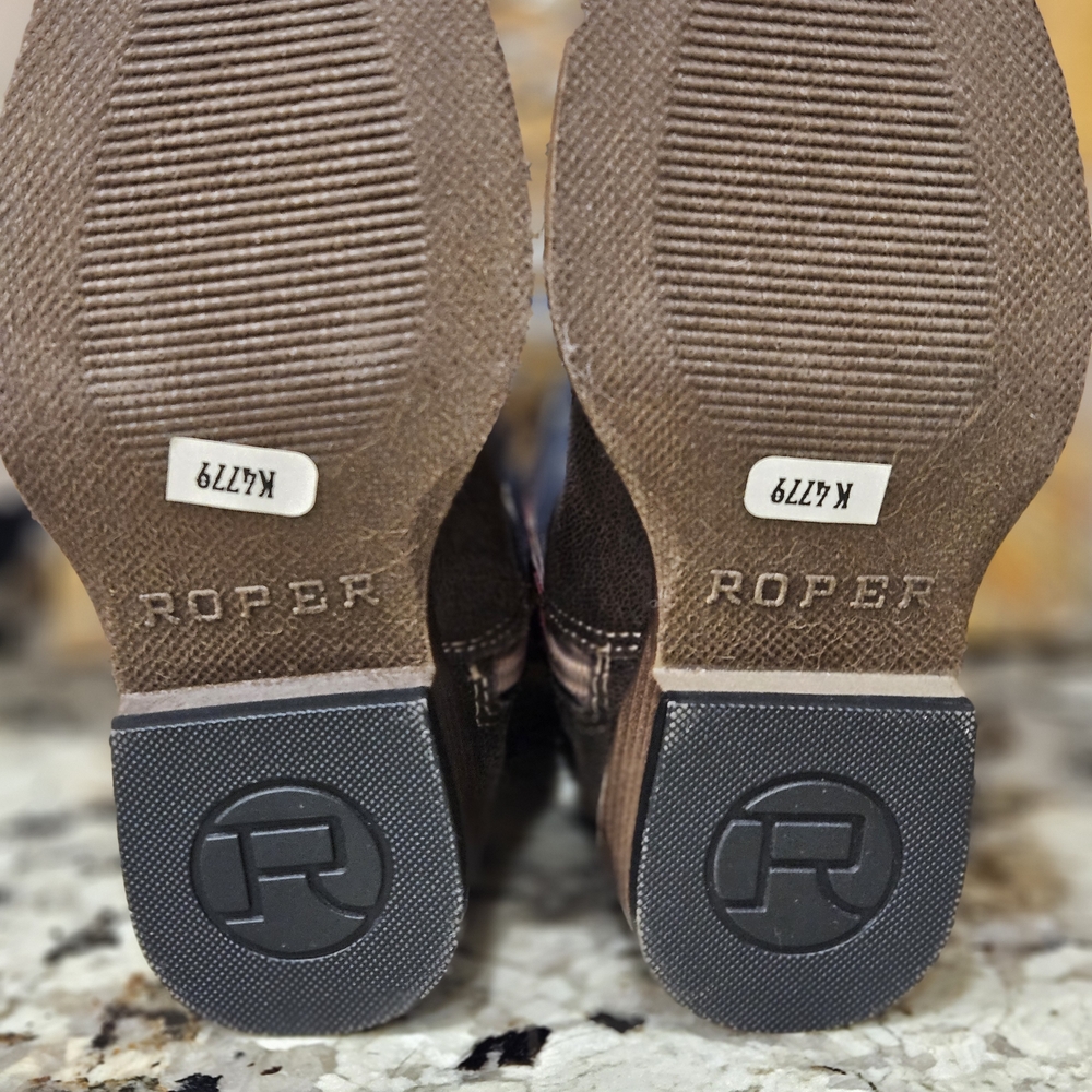 Roper Brown Cowboy Boots with Flag Accents - Picture 4 of 6